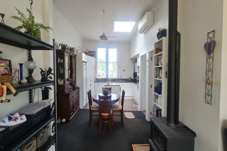 Photo of property in 27 Waitere Street, Marton, 4710