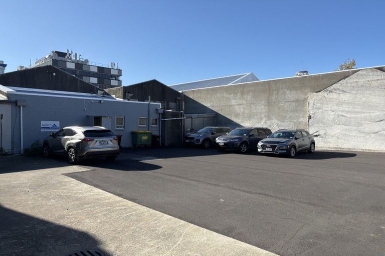Photo of property in 108 Heretaunga Street, Palmerston North, 4414