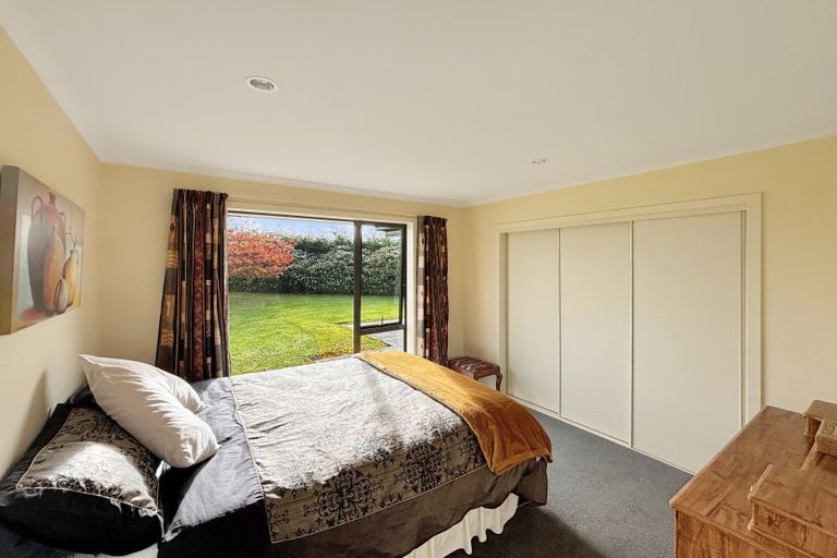 Photo of property in 341 Airedale Road, Weston, Oamaru, 9492