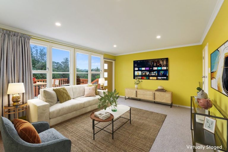 Photo of property in 5 Cheshire Street, Cannons Creek, Porirua, 5024