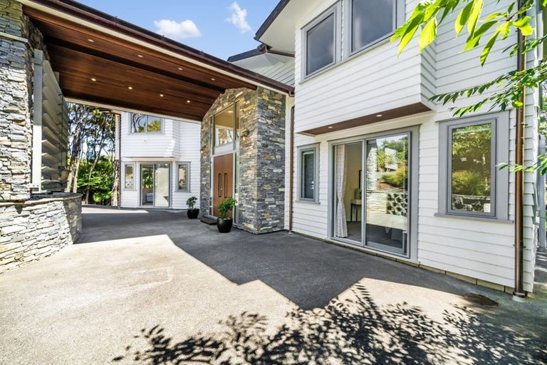 Photo of property in 293b Titirangi Road, Titirangi, Auckland, 0604