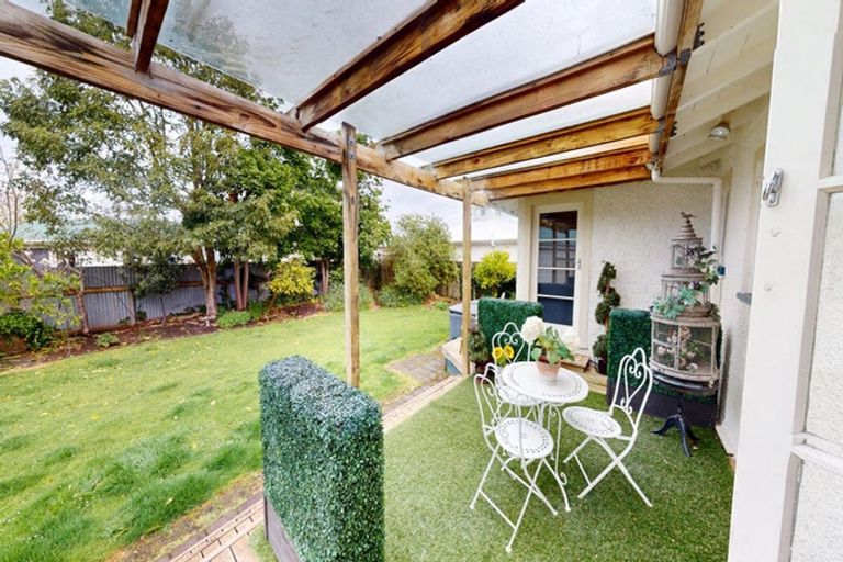 Photo of property in 9 Kent Road, Saint Johns Hill, Whanganui, 4501