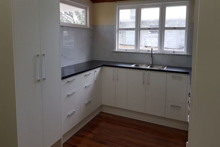 Photo of property in 108 Rathgar Road, Henderson, Auckland, 0610