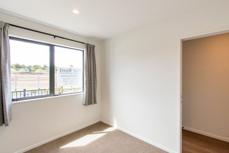 Photo of property in 7/4 Limestone Drive, Hobsonville, Auckland, 0616