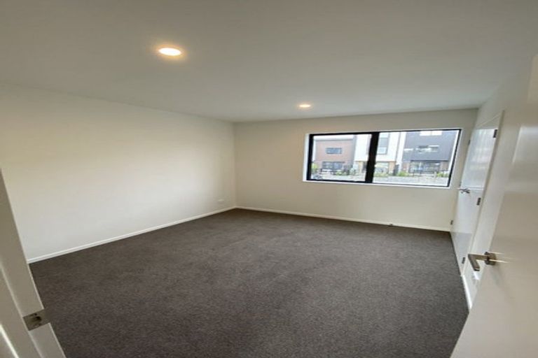 Photo of property in 51 Jabuka Street, Glen Eden, Auckland, 0602