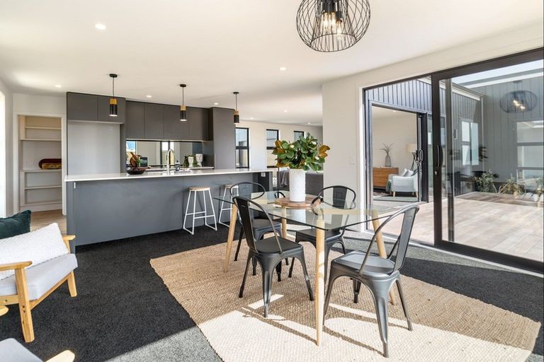 Photo of property in 7 Peony Drive, Greytown, 5712