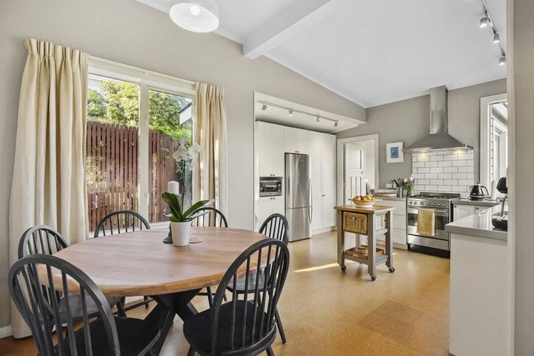 Photo of property in 60 Islington Street, North East Valley, Dunedin, 9010