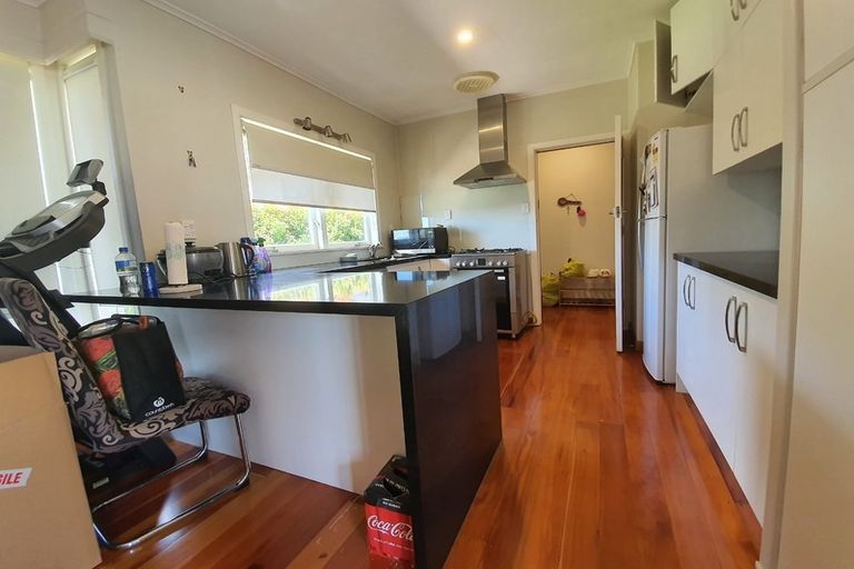 Photo of property in 19 Prangley Avenue, Mangere, Auckland, 2022