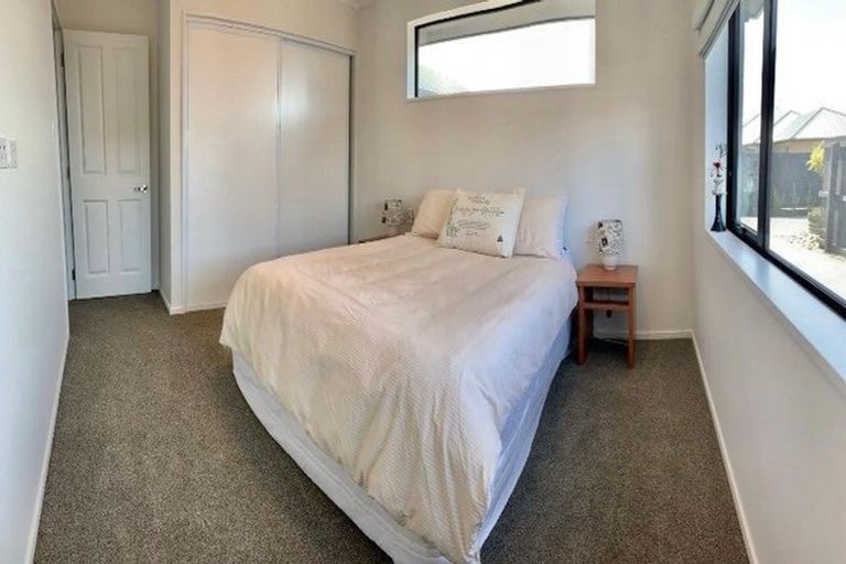 Photo of property in 9 Fearne Drive, Woodend, 7610