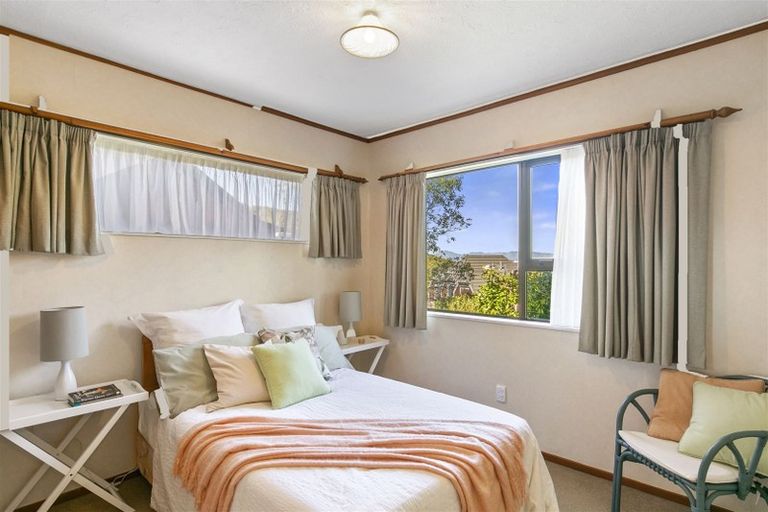 Photo of property in 14 Satara Crescent, Khandallah, Wellington, 6035