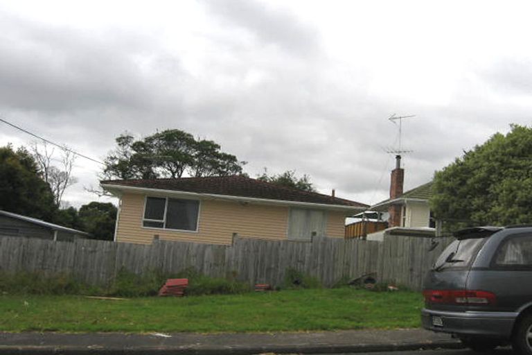 Photo of property in 7 Kahika Road, Birkdale, Auckland, 0626