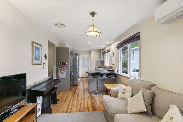 Photo of property in 79 South Karori Road, Karori, Wellington, 6012