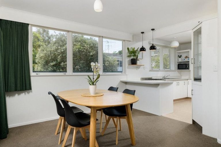 Photo of property in 239b Ngatai Road, Otumoetai, Tauranga, 3110