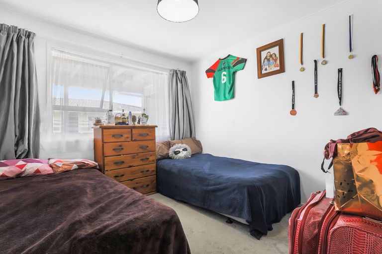 Photo of property in 32 Garus Avenue, Mangere East, Auckland, 2024