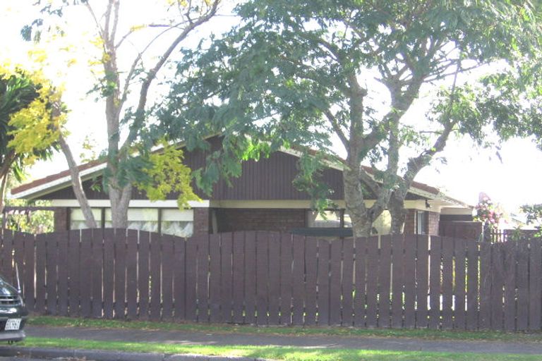 Photo of property in 5/66 Rathgar Road, Henderson, Auckland, 0610