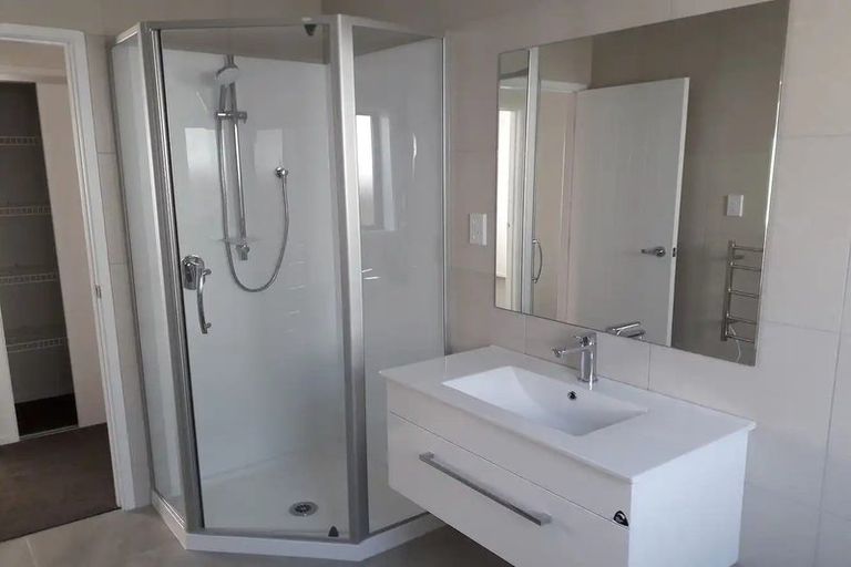 Photo of property in 5 Park Chester Road, Pukekohe, 2120