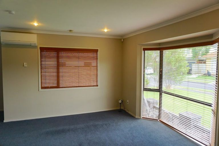 Photo of property in 5 Duntrune Road, Flat Bush, Auckland, 2016
