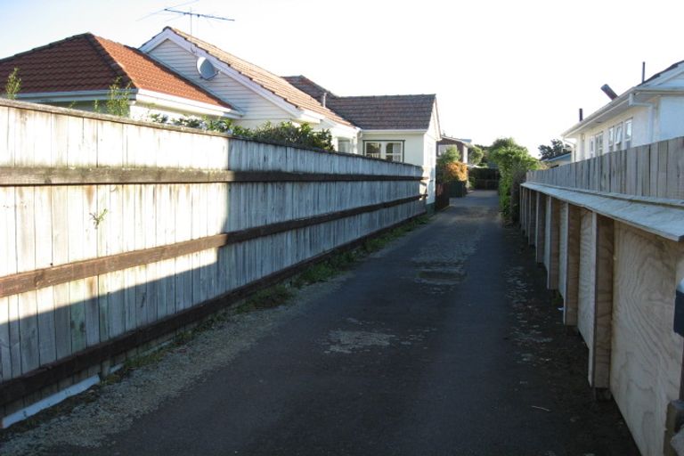 Photo of property in 10 Malone Road, Waterloo, Lower Hutt, 5011