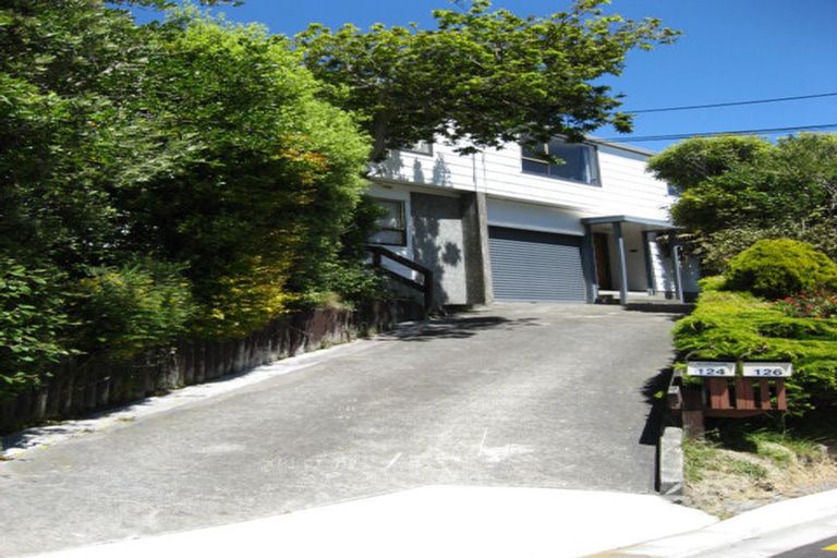 Photo of property in 124 Onslow Road, Khandallah, Wellington, 6035