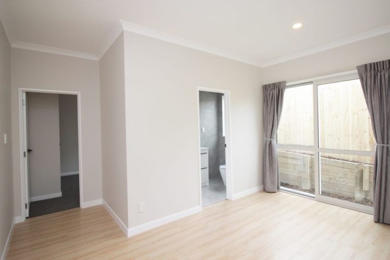 Photo of property in 1 Piccolo Court, Kumeu, 0810