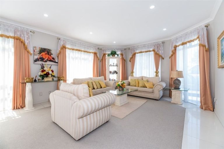 Photo of property in 406a Te Atatu Road, Te Atatu Peninsula, Auckland, 0610