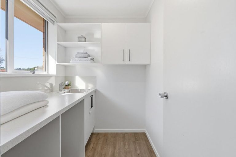 Photo of property in 33 Severn Street, Mosgiel, 9024