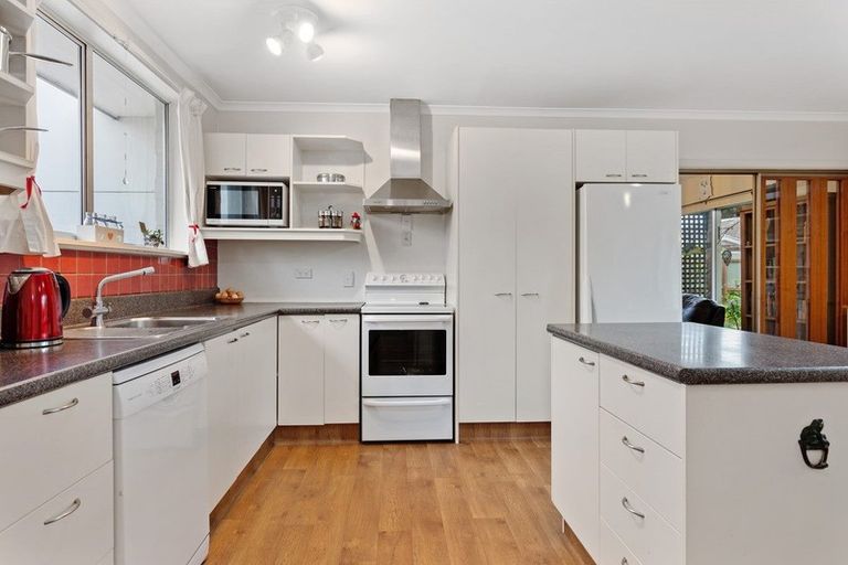 Photo of property in 36 Geddis Street, Rangiora, 7400