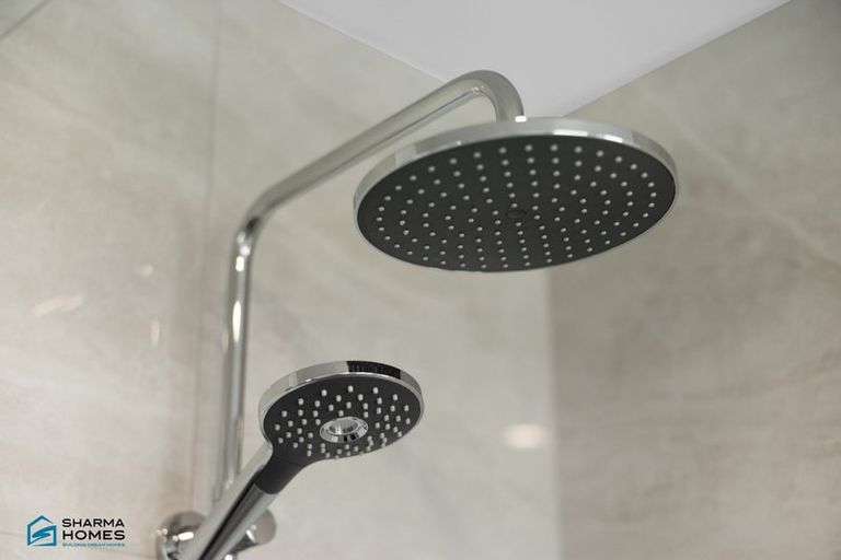 Photo of property in 21 Akoranga Place, Hornby, Christchurch, 8042