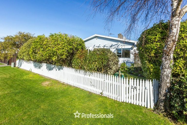 Photo of property in 29 Kiwi Street, Heretaunga, Upper Hutt, 5018