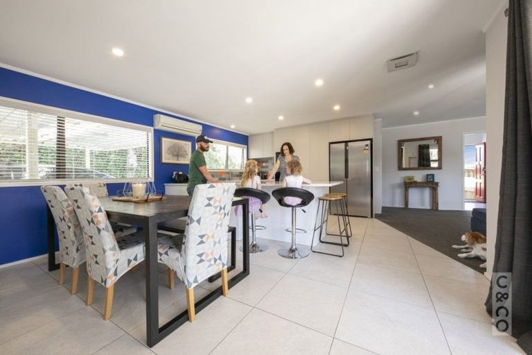 Photo of property in 9 Duke Street, Riverhead, 0820