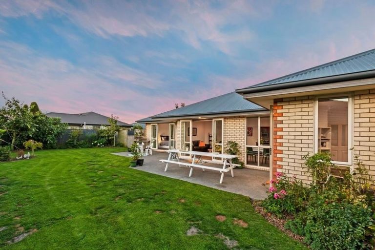 Photo of property in 54 O'neill Avenue, Northwood, Christchurch, 8051