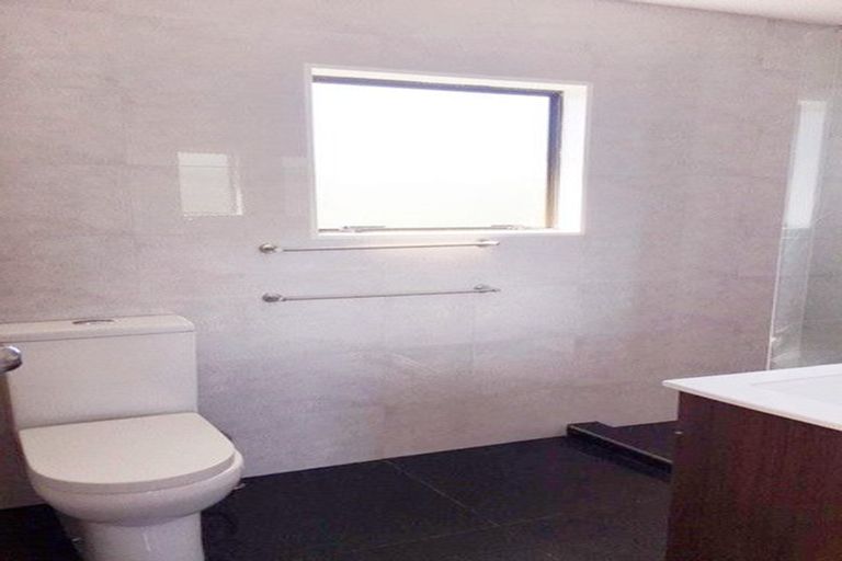 Photo of property in 7 Elvira Place, Ranui, Auckland, 0612