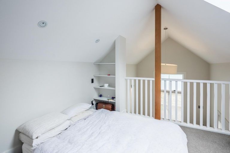 Photo of property in 1 Overtoun Terrace, Hataitai, Wellington, 6021