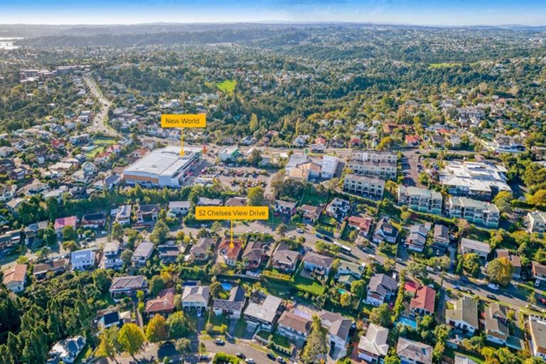 Photo of property in 52 Chelsea View Drive, Chatswood, Auckland, 0626
