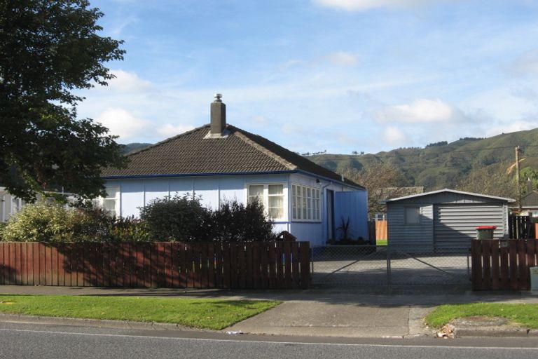 Photo of property in 357 Cambridge Terrace, Naenae, Lower Hutt, 5011
