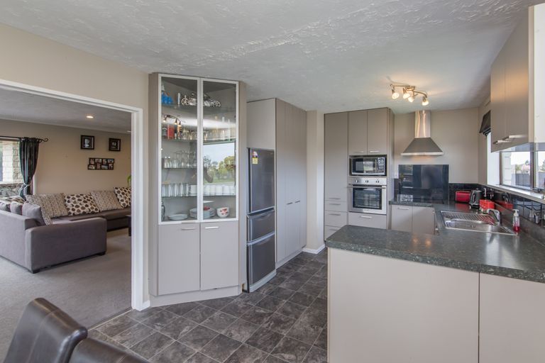 Photo of property in 26 Parkhouse Drive, Rangiora, 7400