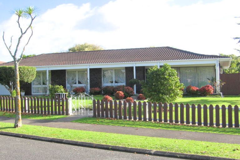 Photo of property in 6 Kentigern Close, Pakuranga, Auckland, 2010