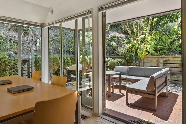 Photo of property in 15a Lower Watt Street, Wadestown, Wellington, 6012
