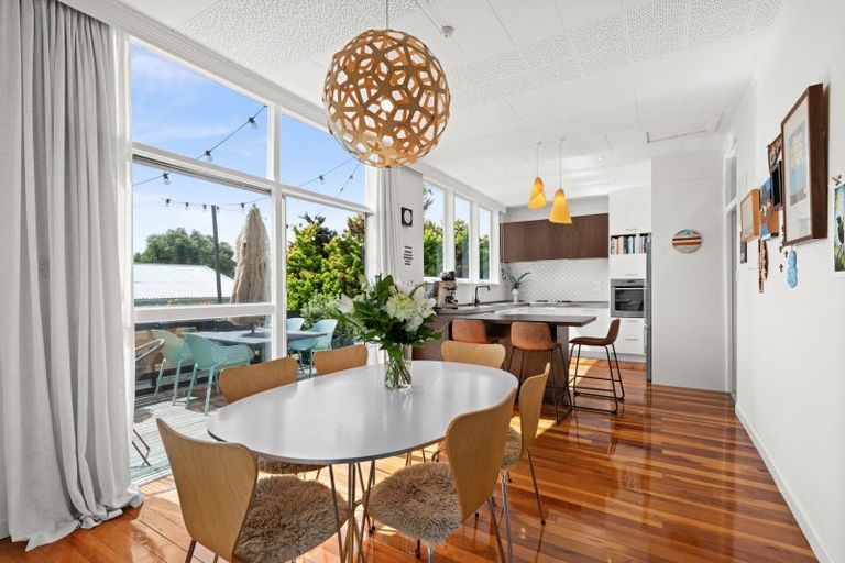 Photo of property in 10 Rakau Street, Havelock North, 4130