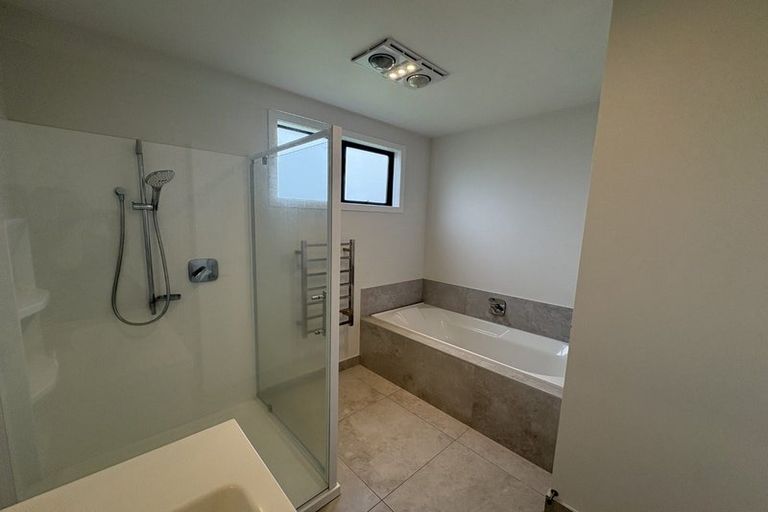 Photo of property in 115 Wairau Road, Oakura, 4314