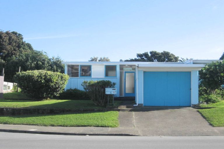 Photo of property in 1 Richard Street, Titahi Bay, Porirua, 5022