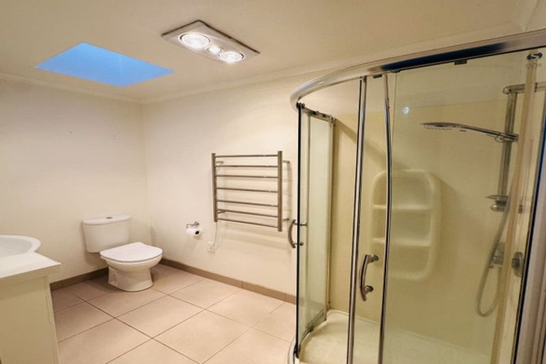 Photo of property in 12 Stanford Street, Albany, Auckland, 0632