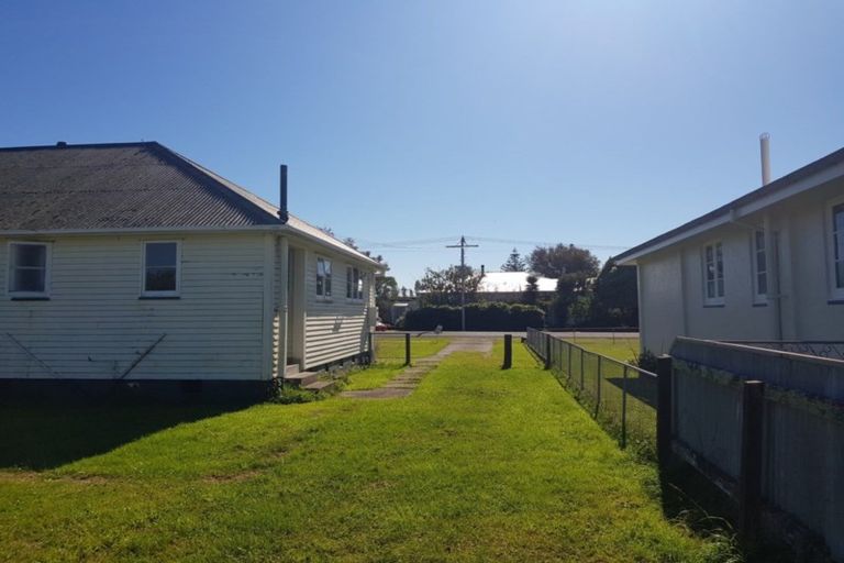 Photo of property in 116-118 Lucknow Street, Wairoa, 4108