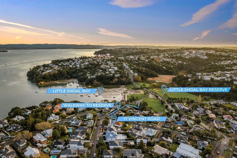 Photo of property in 17 Vincent Road, Northcote Point, Auckland, 0627