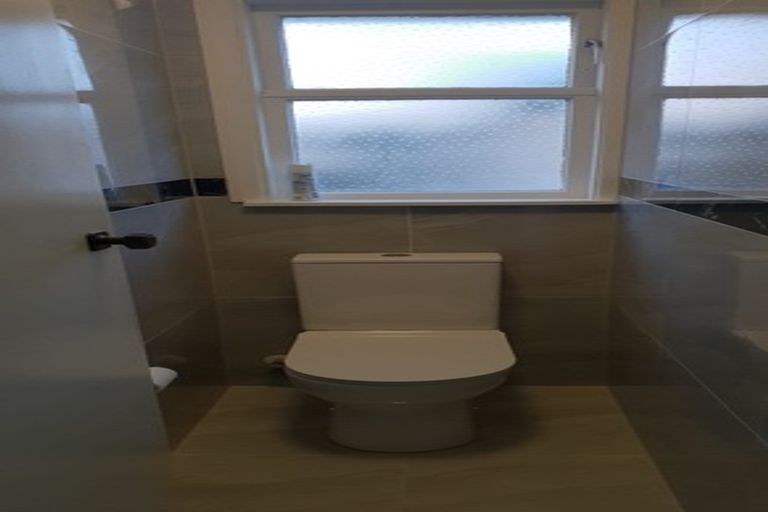 Photo of property in 48a Tironui Road, Takanini, 2112