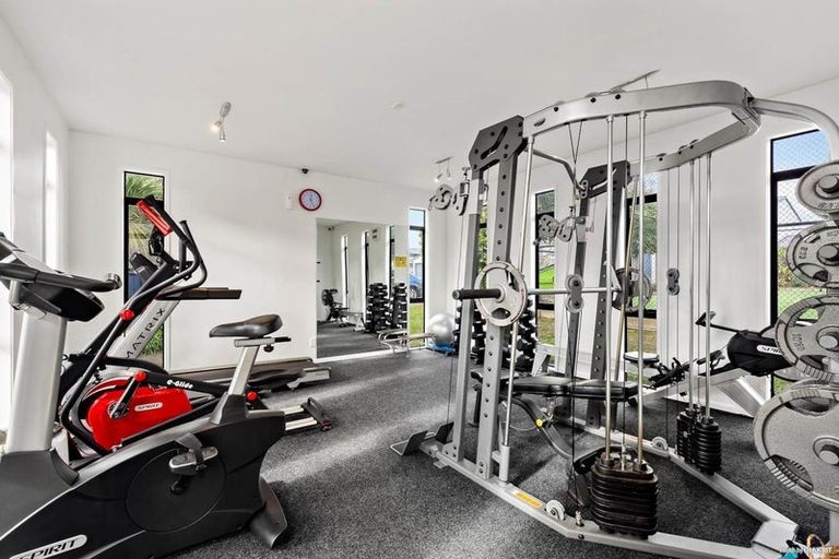 Photo of property in 83/2 Armoy Drive, East Tamaki, Auckland, 2016