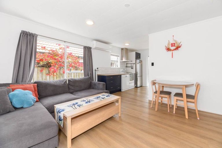 Photo of property in 4/8 Onslow Road, Papakura, 2110