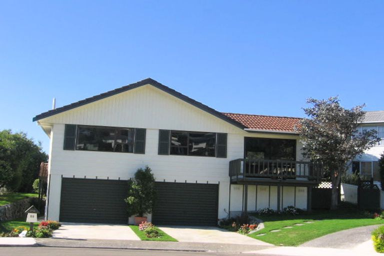 Photo of property in 64 Cambrian Street, Churton Park, Wellington, 6037