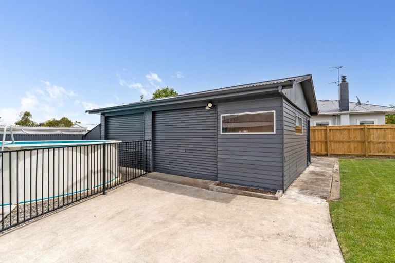 Photo of property in 25 Cambridge Terrace, Masterton, 5810