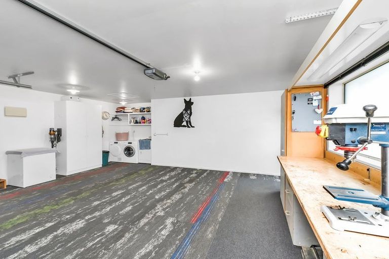 Photo of property in 6 Oldham Place, Darfield, 7510